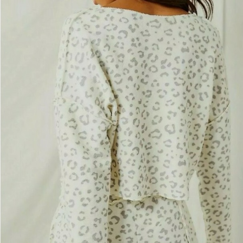 Free People Intimately NWT Rain check Cream and Black Animal Print Patterned Top - Picture 2 of 11